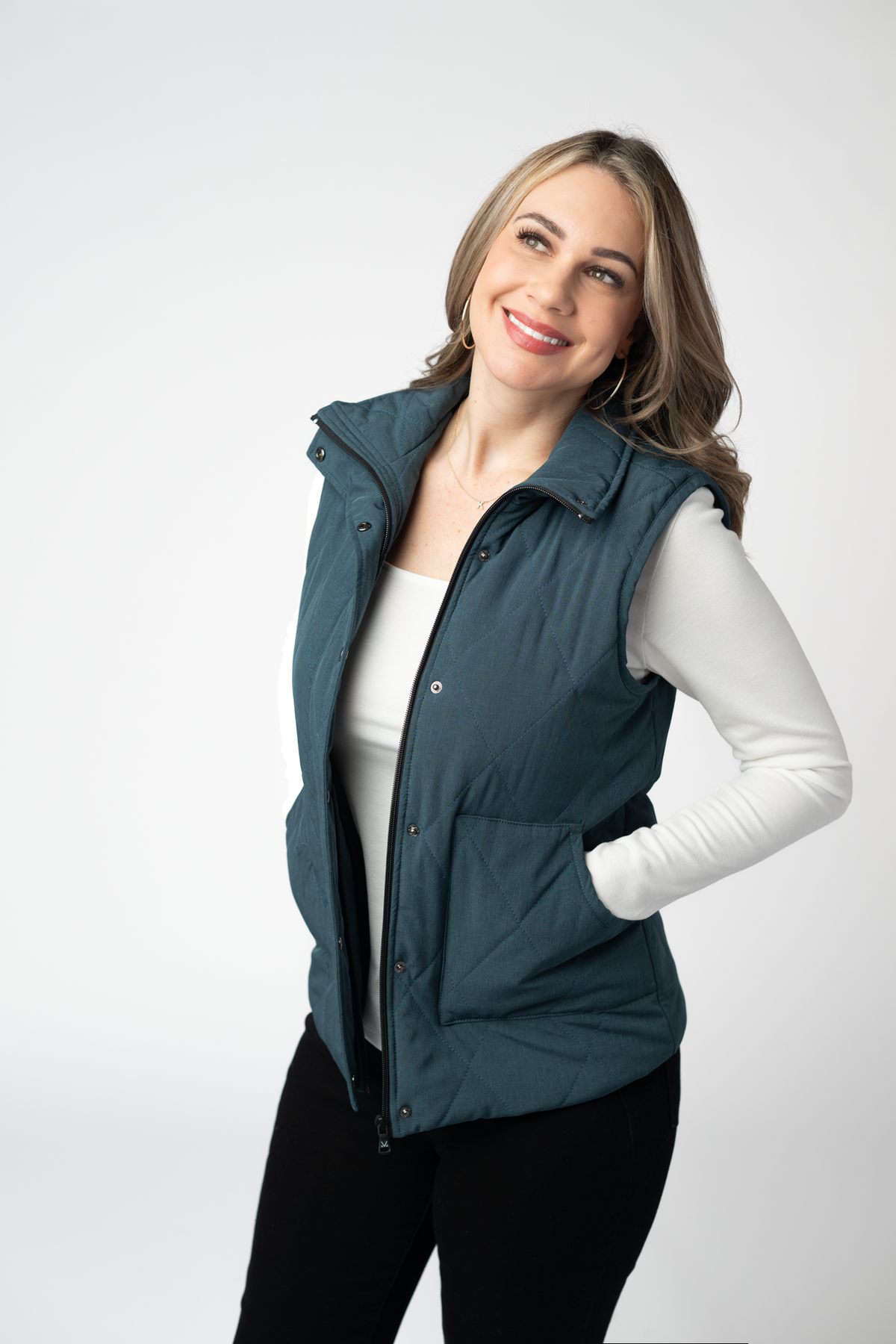 Remy Zip Up Vest in Teal
