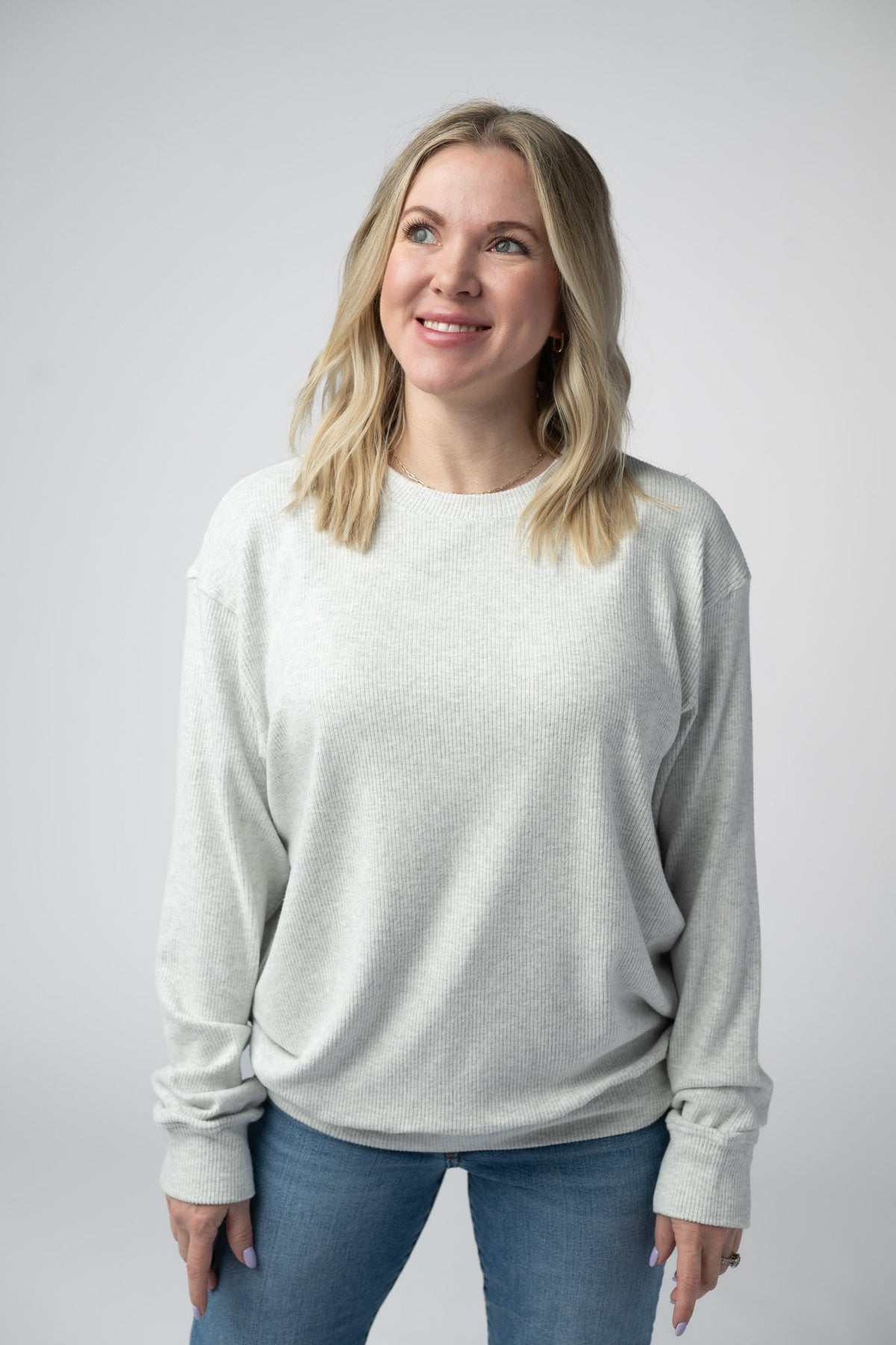 Corrine Ribbed Pullover Top in Light Grey