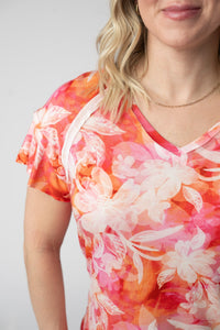 Raelynn V-Neck Top in Sunset Tropical Floral