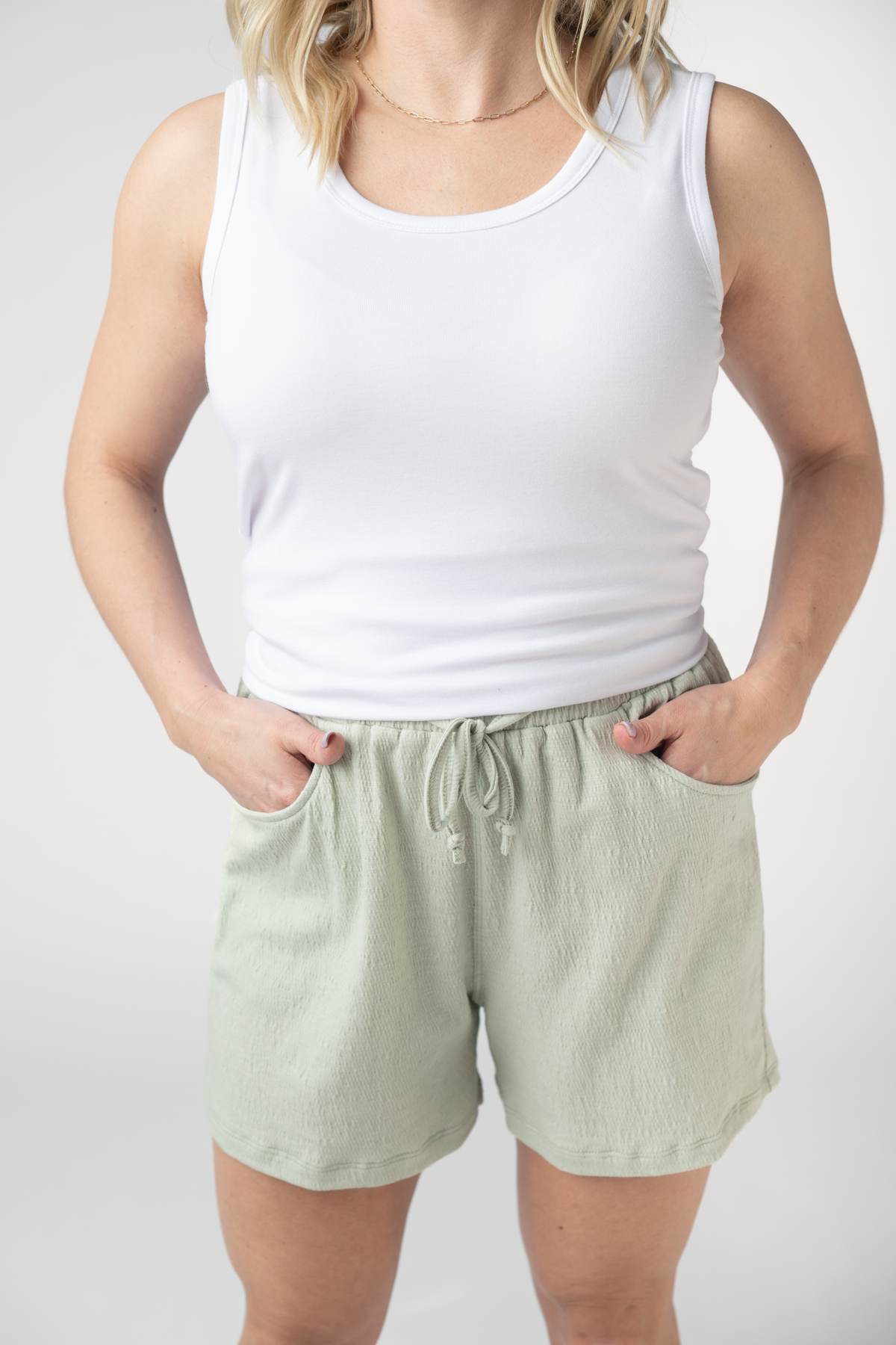 Candice Crinkle Shorts in Light Green
