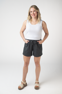 Candice Crinkle Shorts in Charcoal