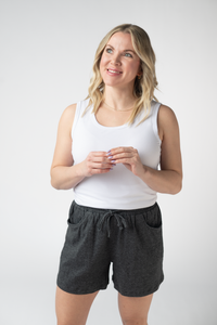 Candice Crinkle Shorts in Charcoal