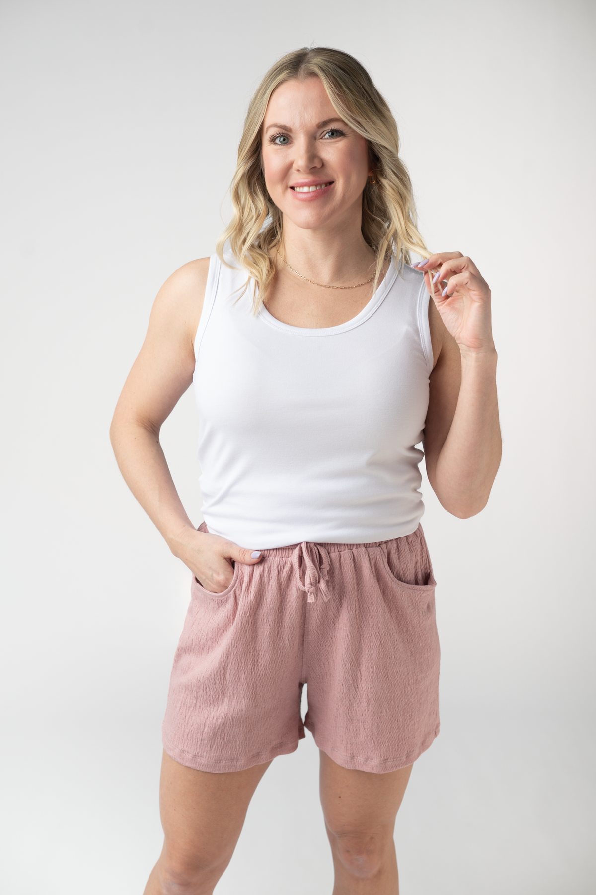 Candice Crinkle Shorts in Dusty Rose