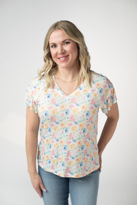 Raelynn V-Neck Top in Petal Gardens