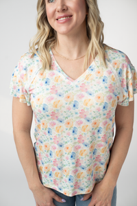 Raelynn V-Neck Top in Petal Gardens