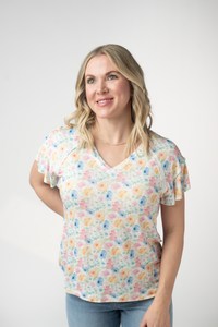 Raelynn V-Neck Top in Petal Gardens