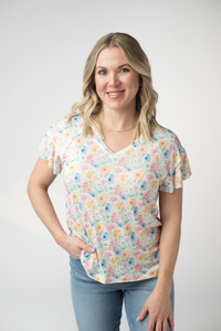 Raelynn V-Neck Top in Petal Gardens