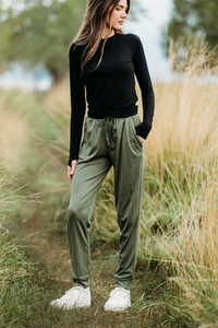Cloud Joggers in Olive