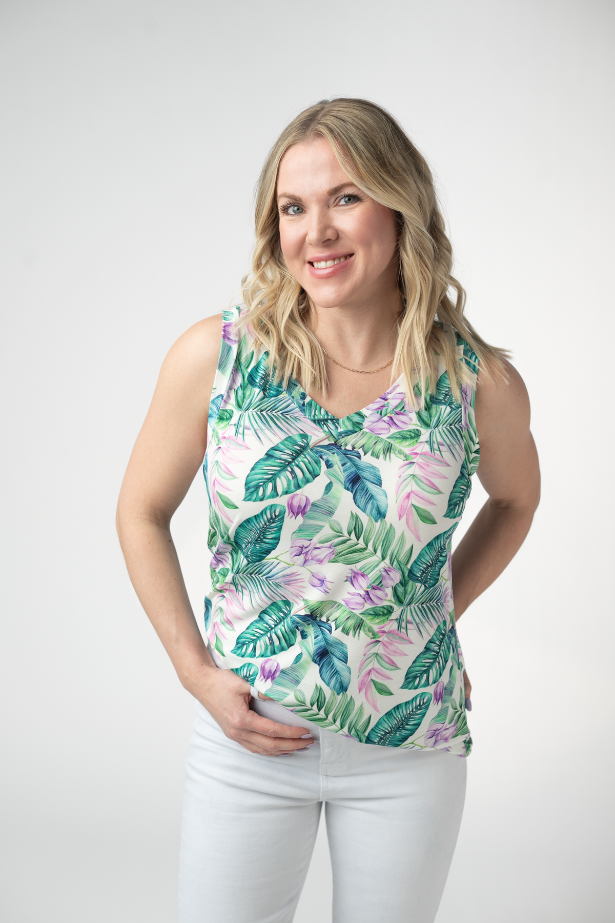 Noelle Tank in Tropical Leaf