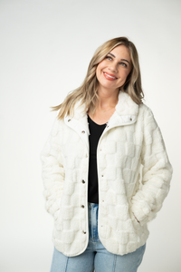 Checkered Snap Sherpa in Ivory