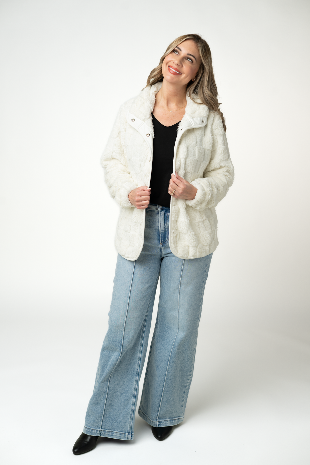 Checkered Snap Sherpa in Ivory