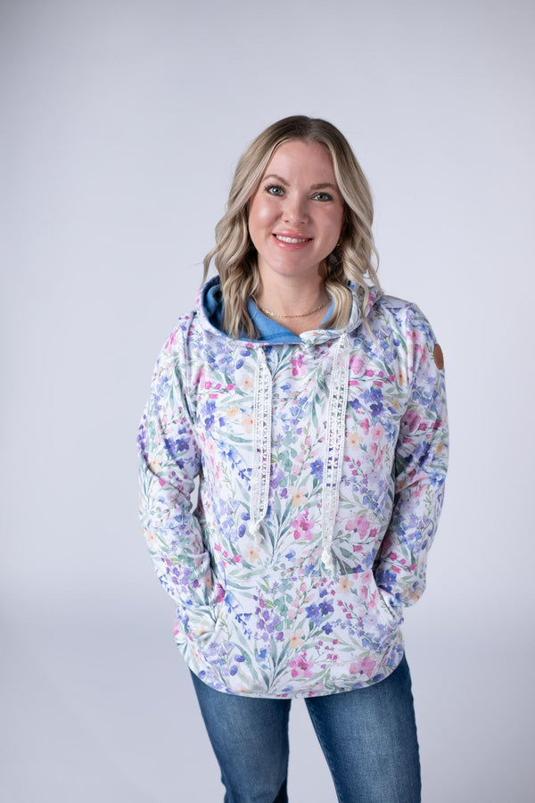 Hailey Pullover Hoodie in Cottage Floral