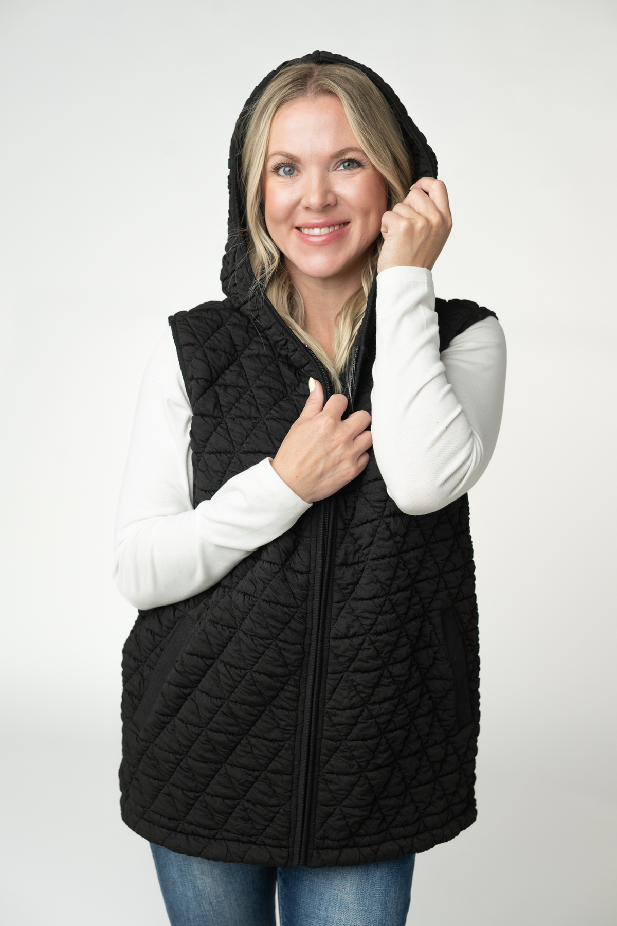 Heather Geometric Hooded Vest in Black