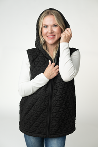 Heather Geometric Hooded Vest in Black