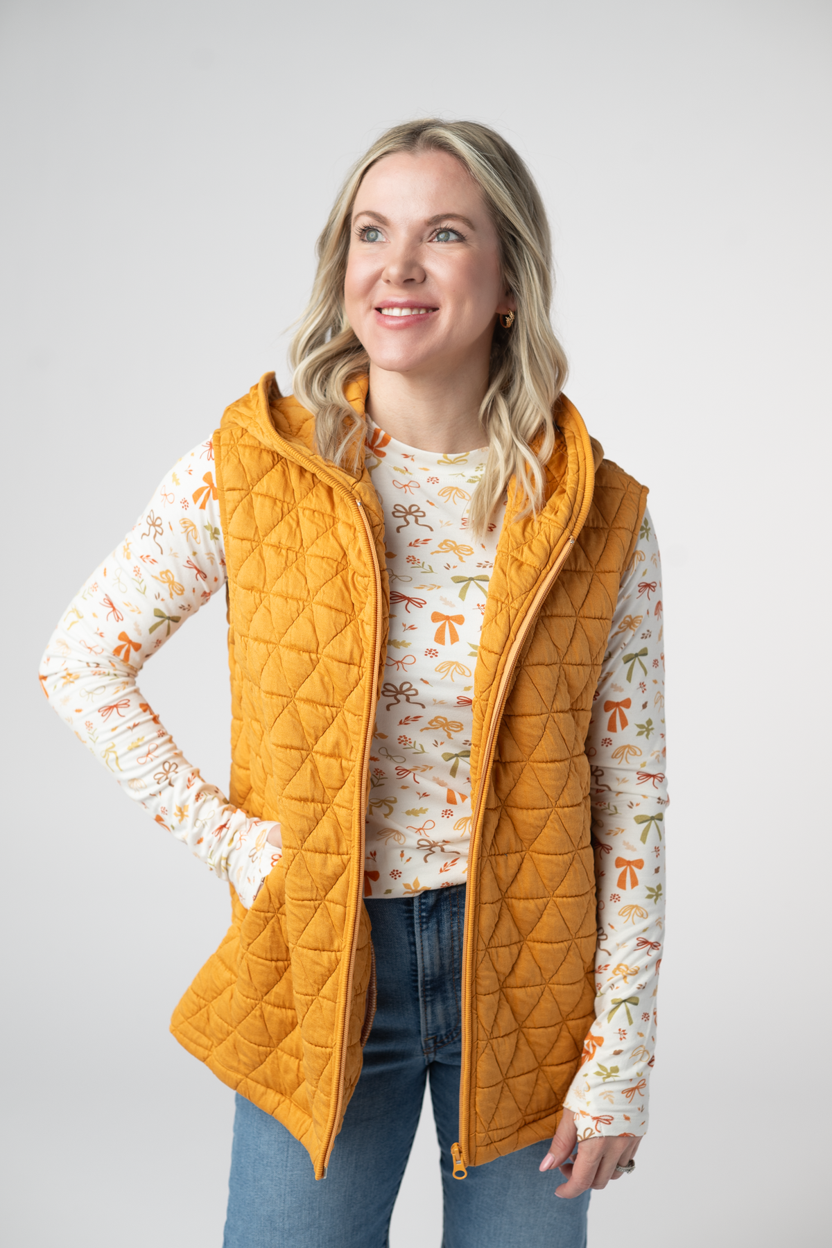 Heather Geometric Hooded Vest in Mustard