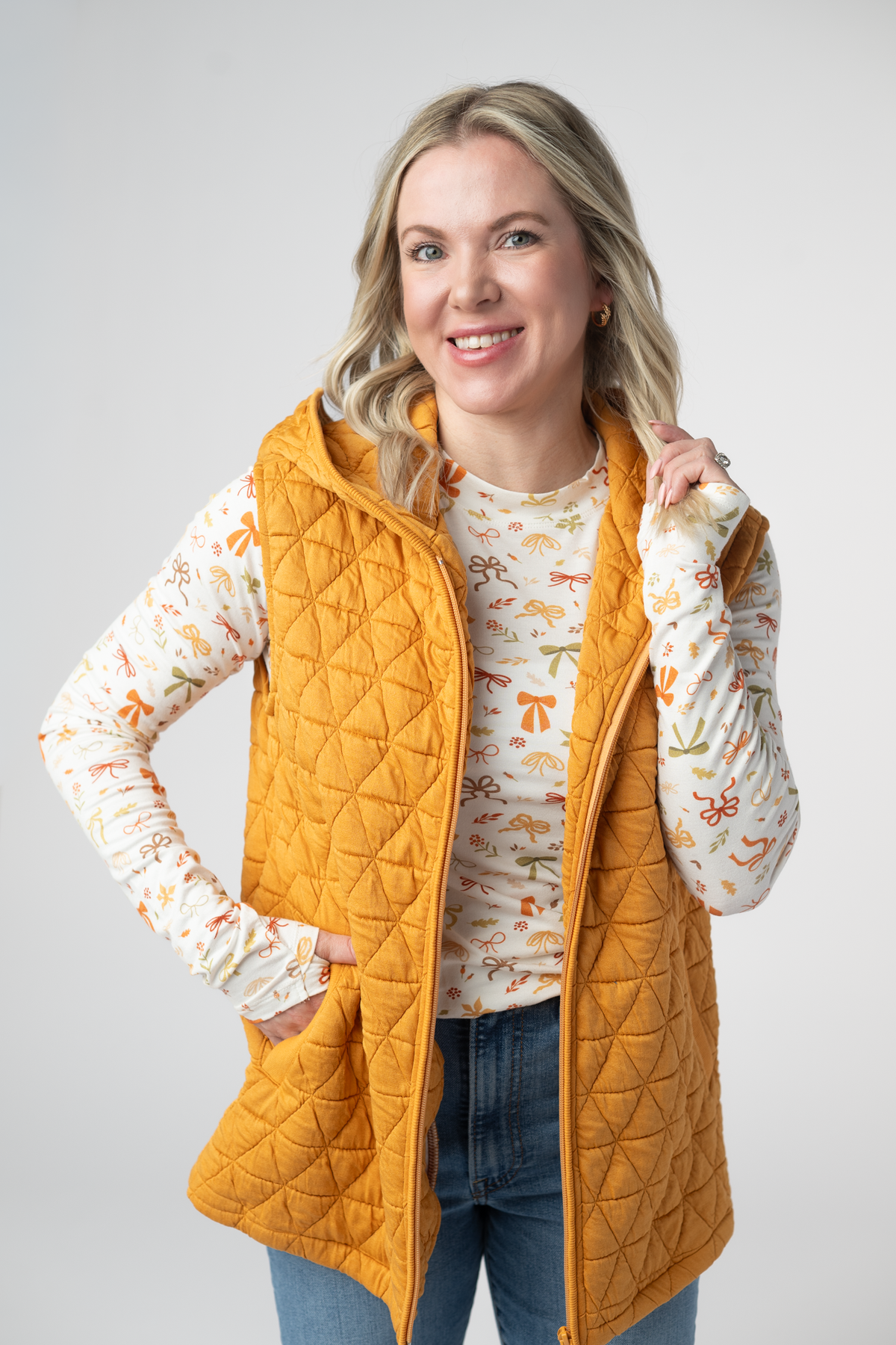Heather Geometric Hooded Vest in Mustard