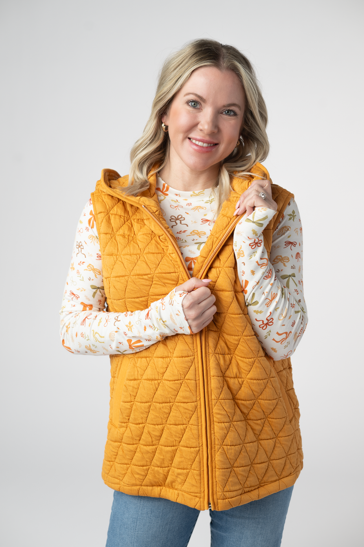 Heather Geometric Hooded Vest in Mustard