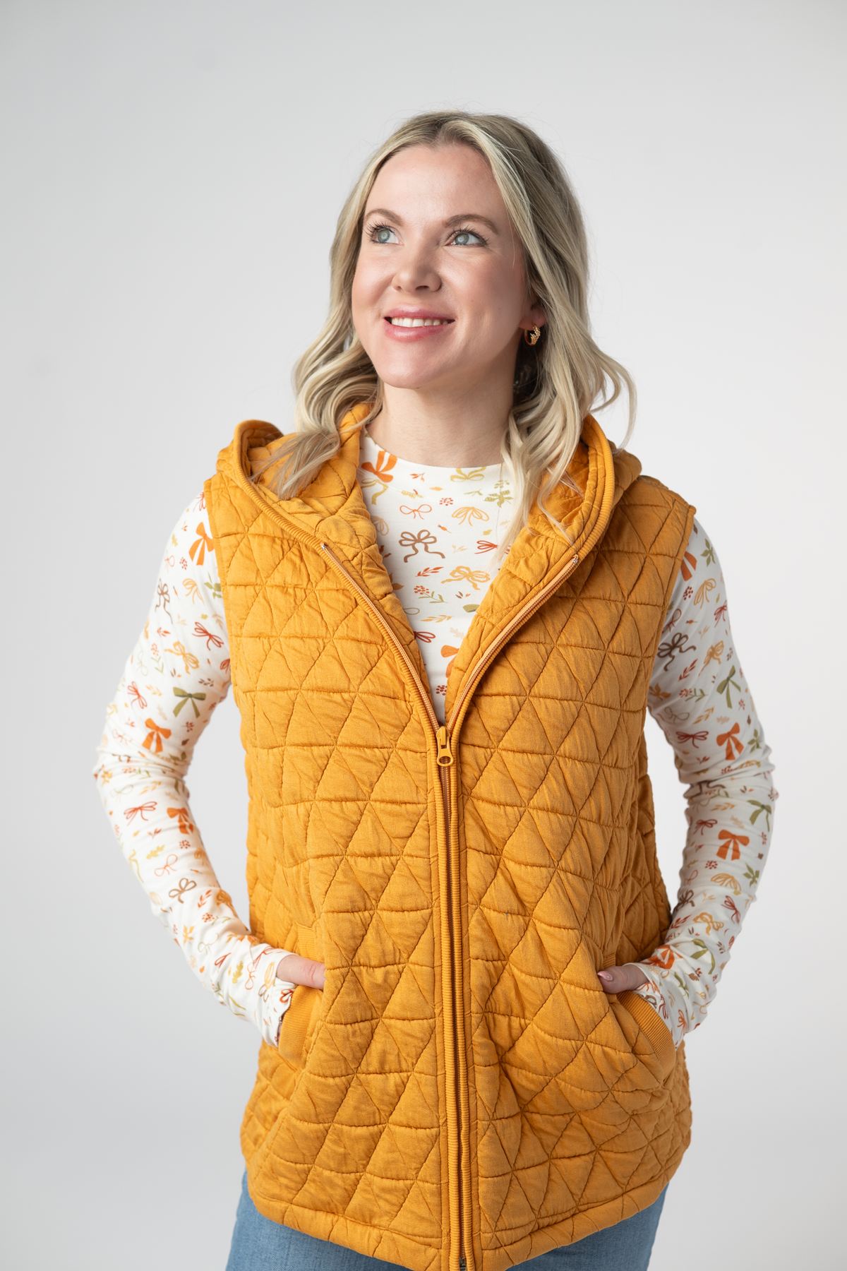 Heather Geometric Hooded Vest in Mustard