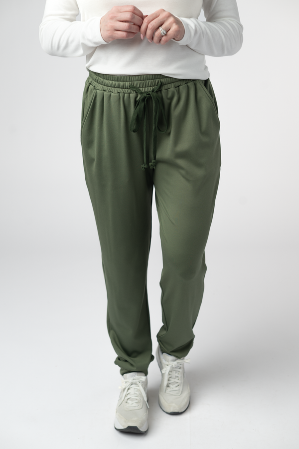 Cloud Joggers in Olive