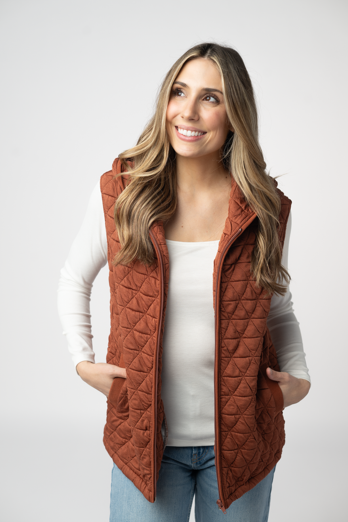 Heather Geometric Hooded Vest in Rust