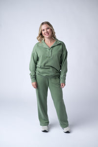 Jesse Vintage Wash Snap Pullover in Olive