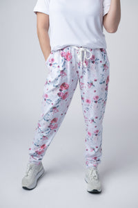 Classic Joggers in Pink Bloom