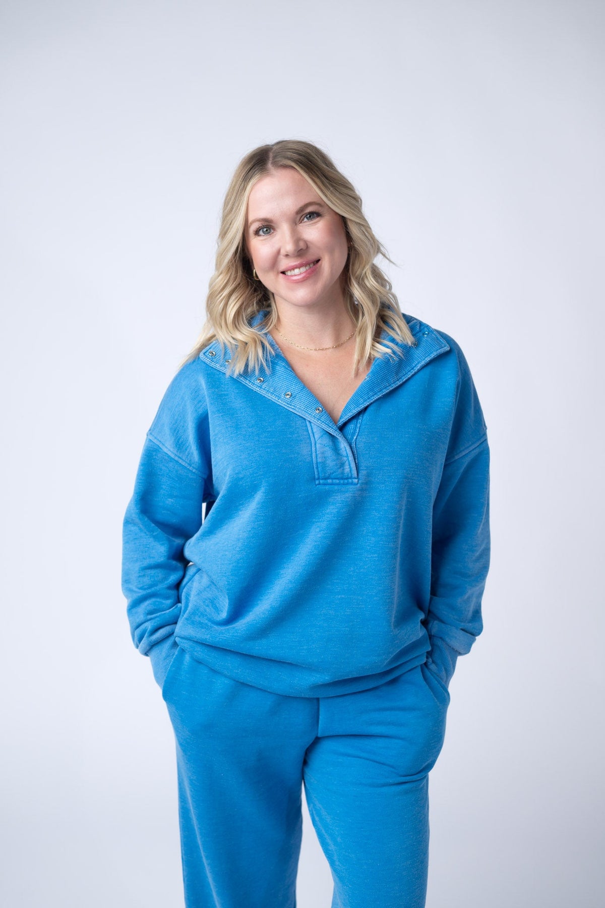 Jesse Vintage Wash Snap Pullover in Winter Blue