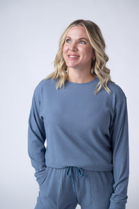 Corrine Ribbed Pullover Top in Denim
