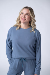 Corrine Ribbed Pullover Top in Denim