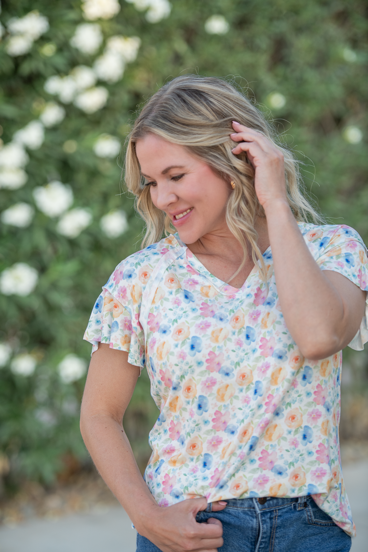 Raelynn V-Neck Top in Petal Gardens