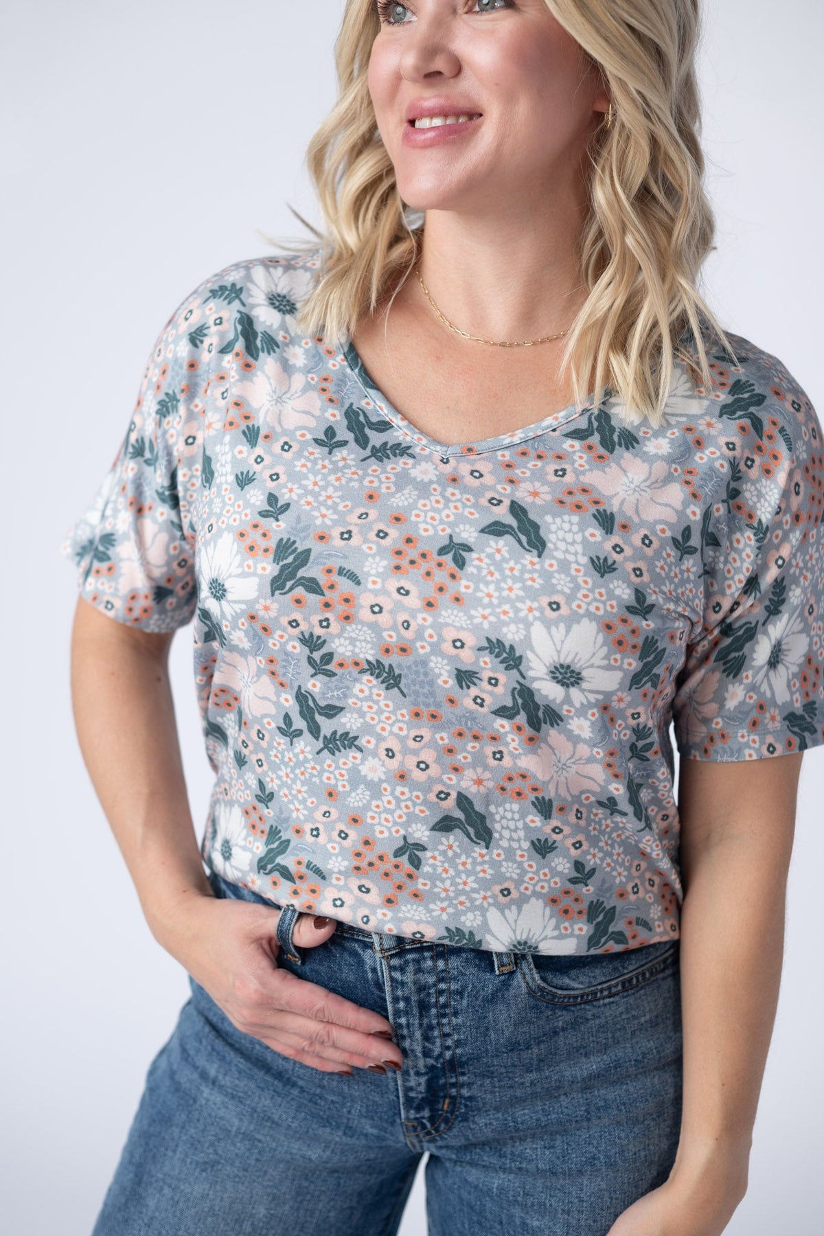 Chloe Cozy Tee in Ditsy Blush Floral