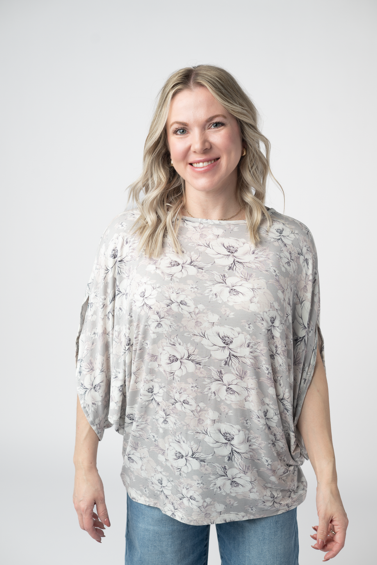 Darcy Dolman in Vintage Grey Floral