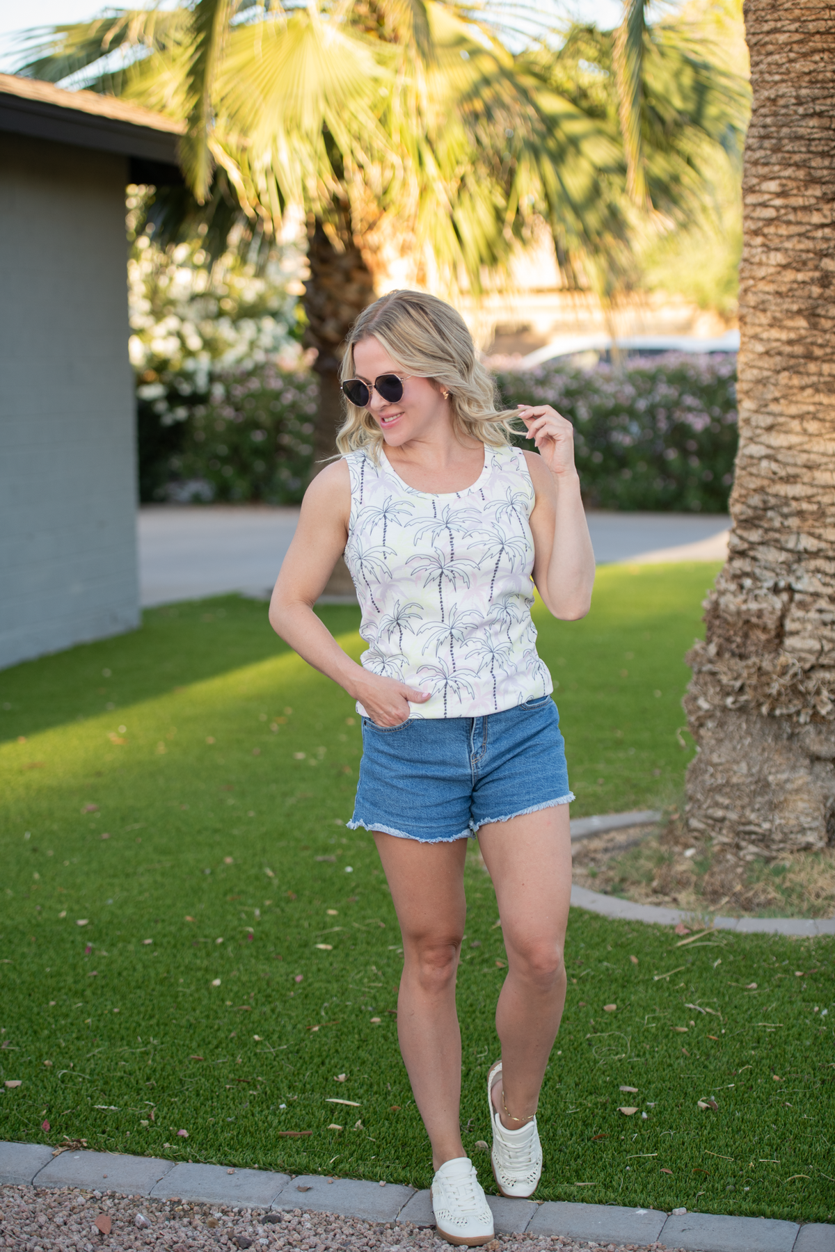 Ava Tank in Neon Palm