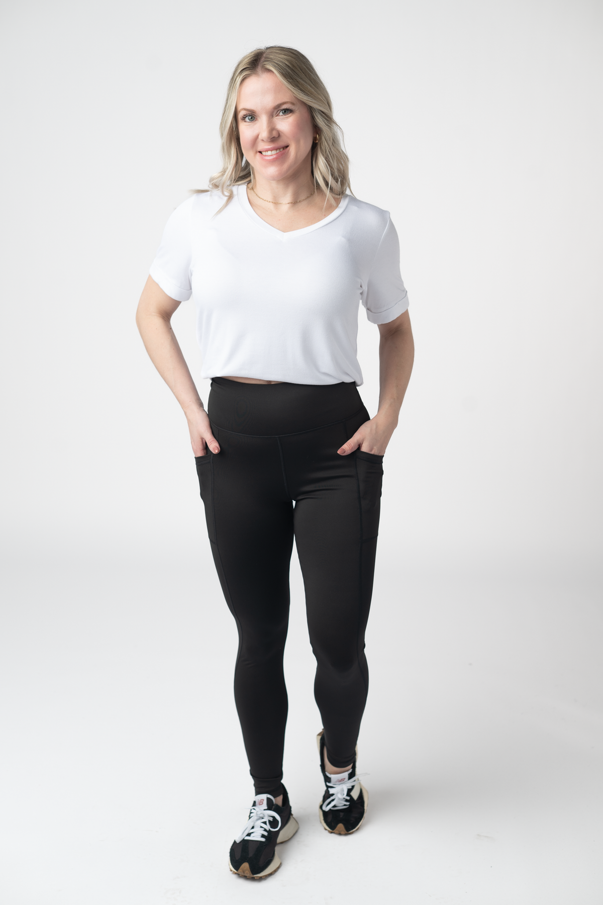 Athleisure Leggings in Black