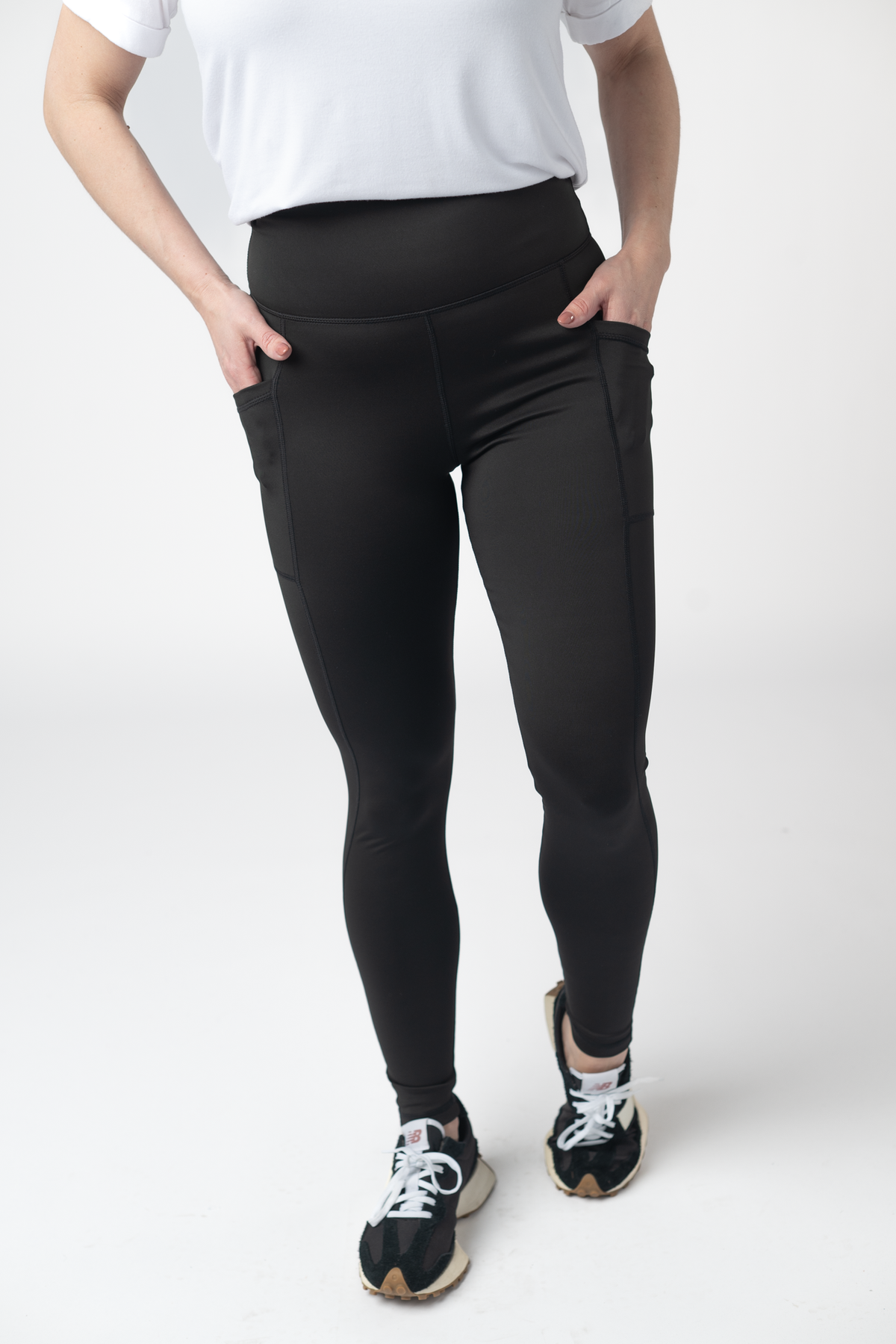 Athleisure Leggings in Black