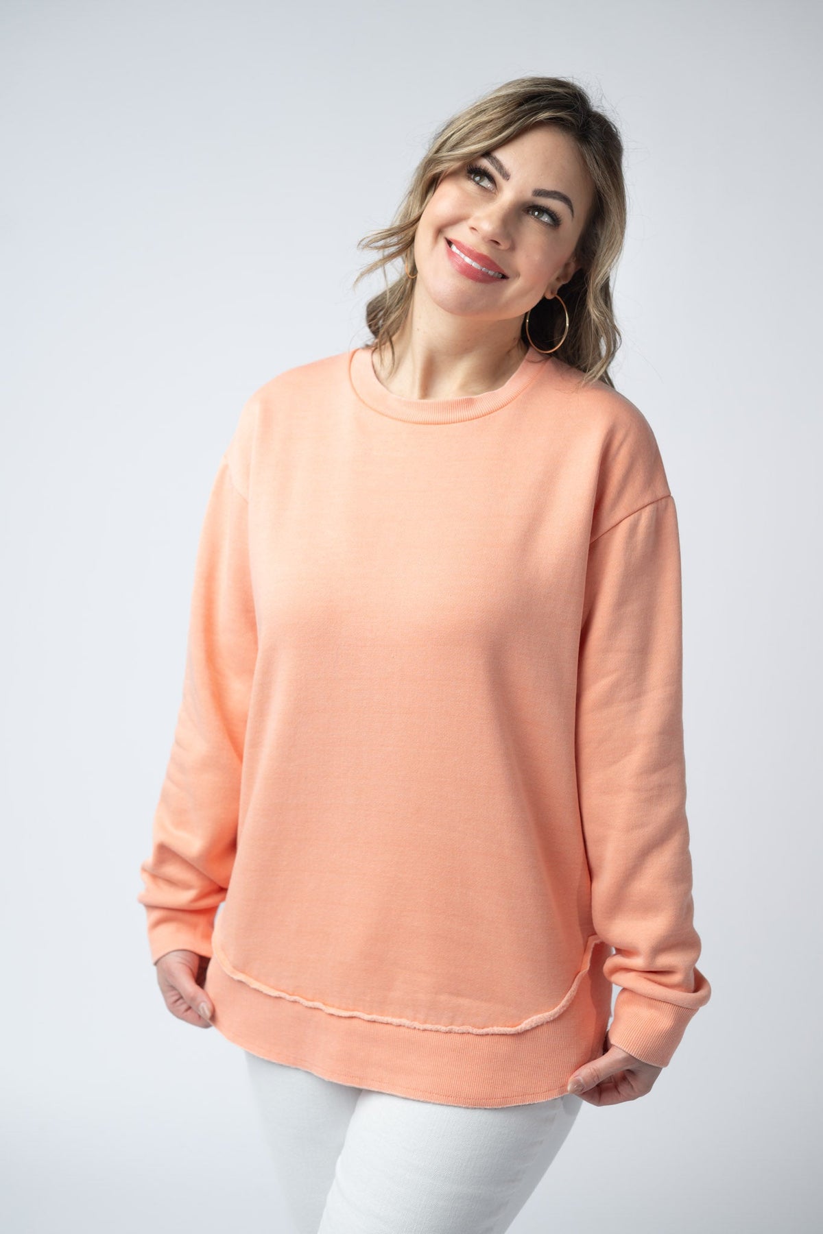 Vintage Wash Pullover in Spring Peach