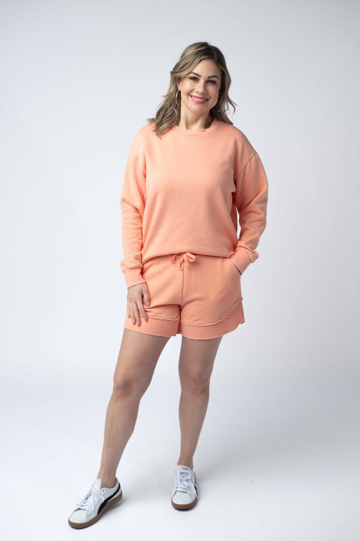 Vintage Wash Pullover in Spring Peach