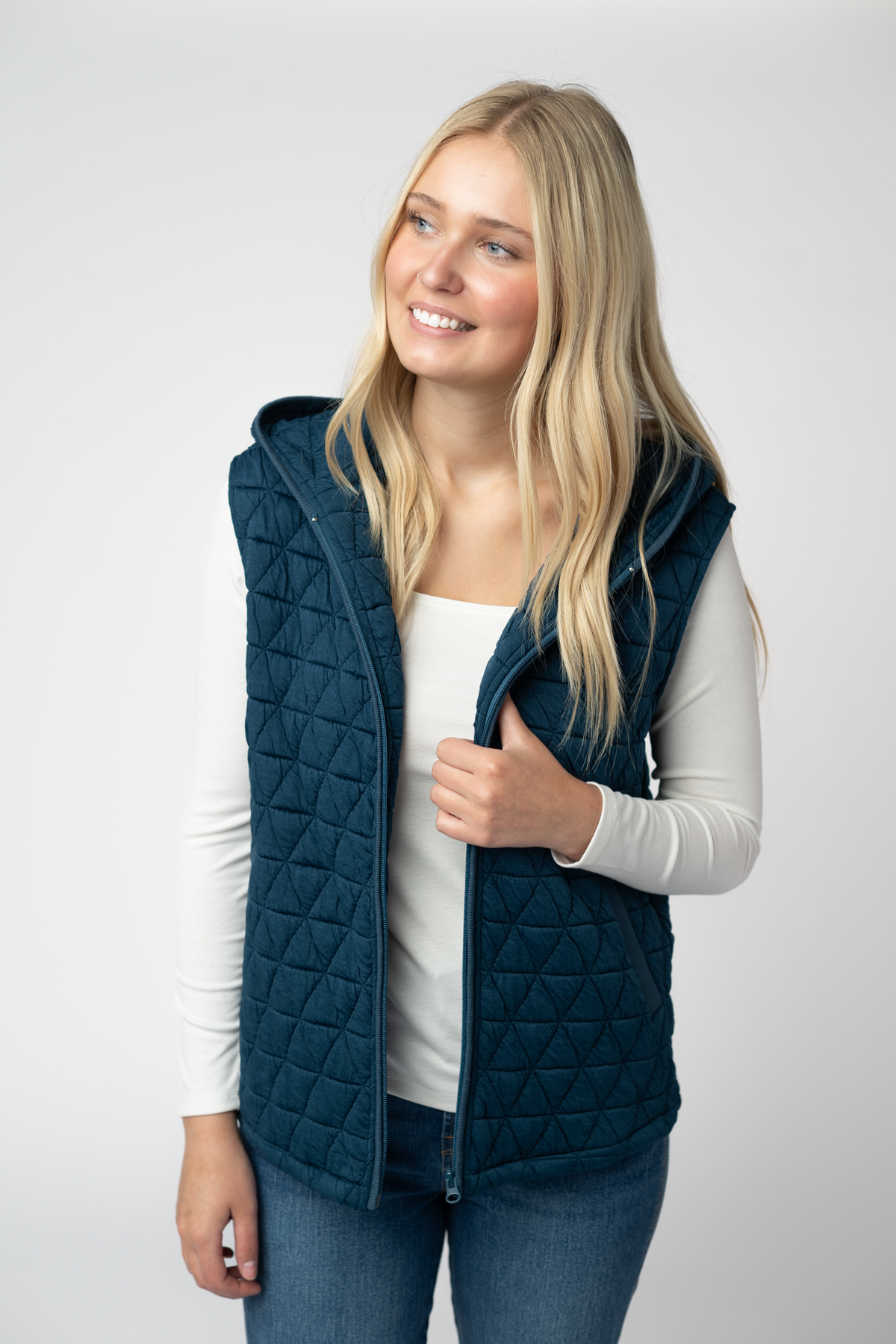 Heather Geometric Hooded Vest in Teal