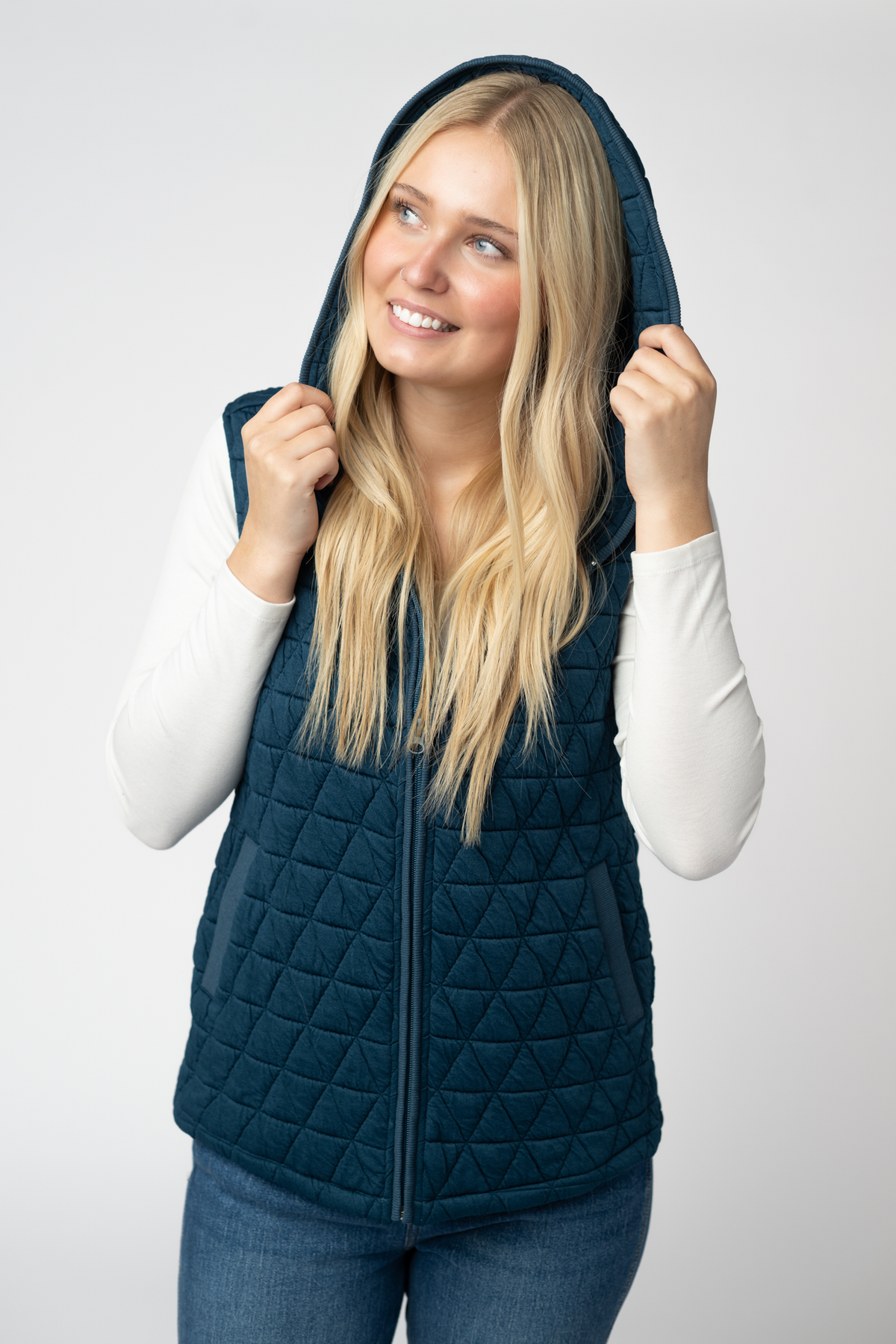 Heather Geometric Hooded Vest in Teal