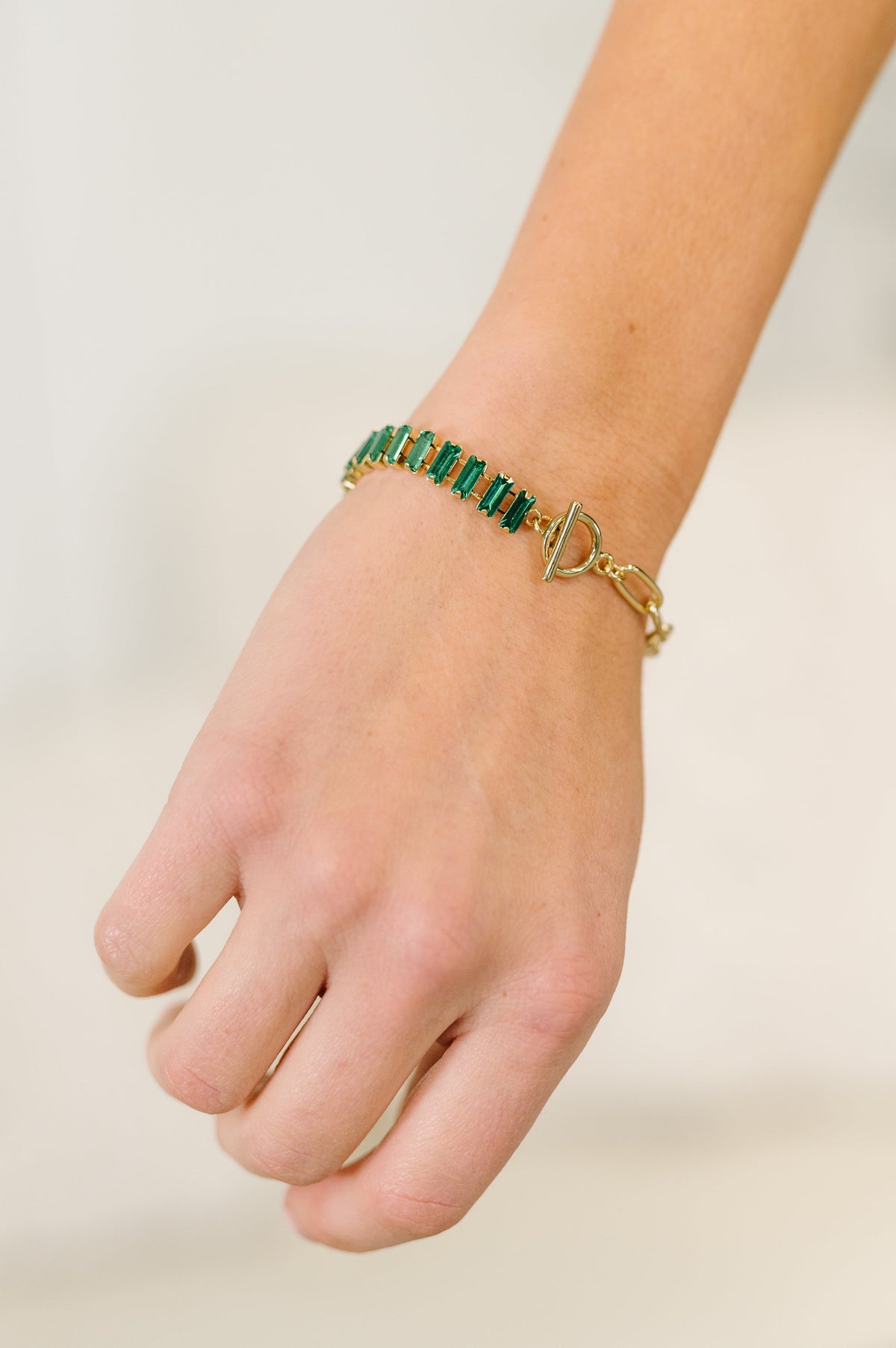 Esmeralda Toggle Bracelet in Green