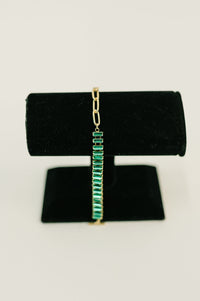 Esmeralda Toggle Bracelet in Green