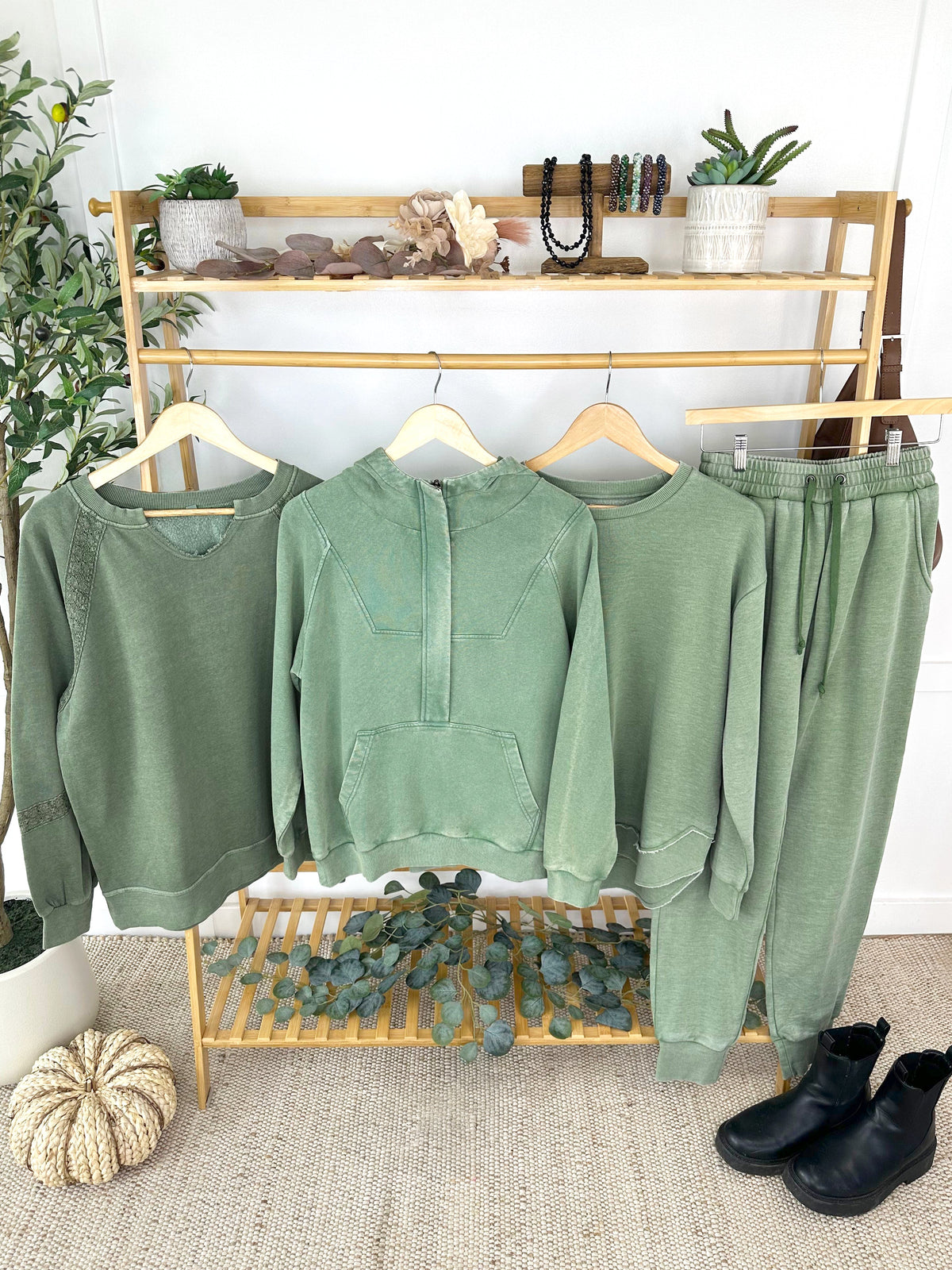 Ryker Vintage Wash Hoodie in Olive