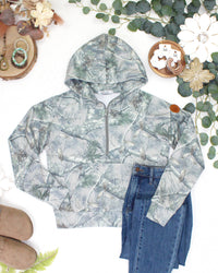 Shorter Halfzip Hoodie in Camo