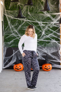 Lounge Pants in Midnight Bats