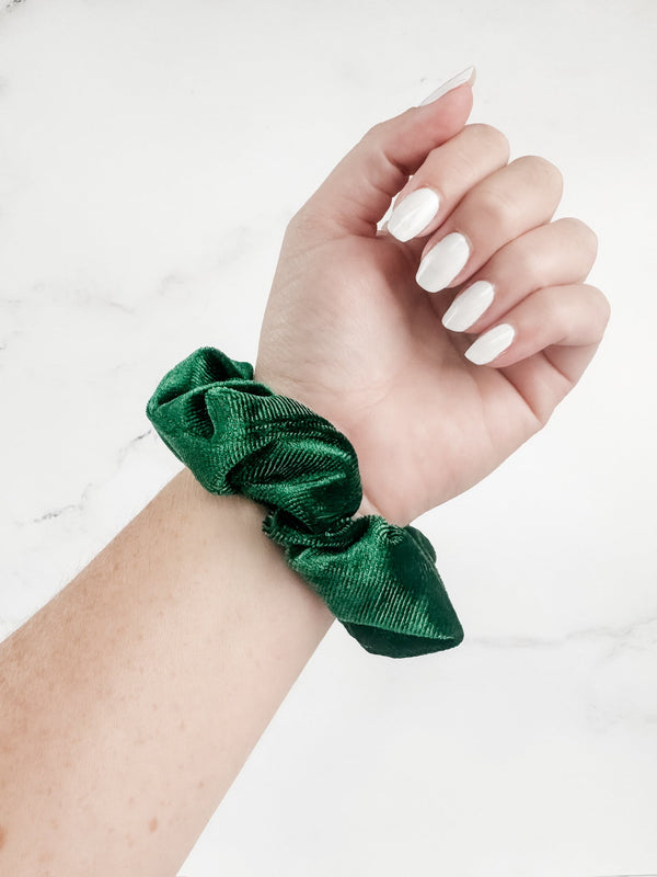Velvet Scrunchie in Green