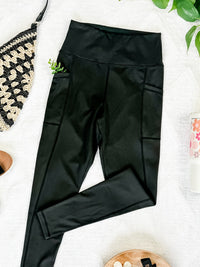 Women's Athleisure Leggings in Black