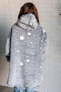 Kids Oversized Hoodie Blanket in Glow in the Dark Stars