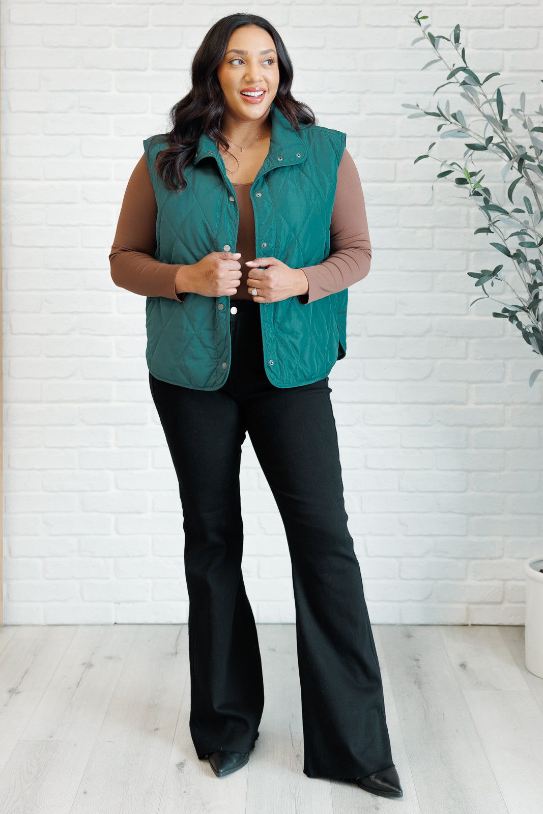 Layering Queen Quilted Puffer Vest in Hunter Green