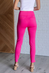 Dear Scarlett Magic Skinny Pants in Hot Pink