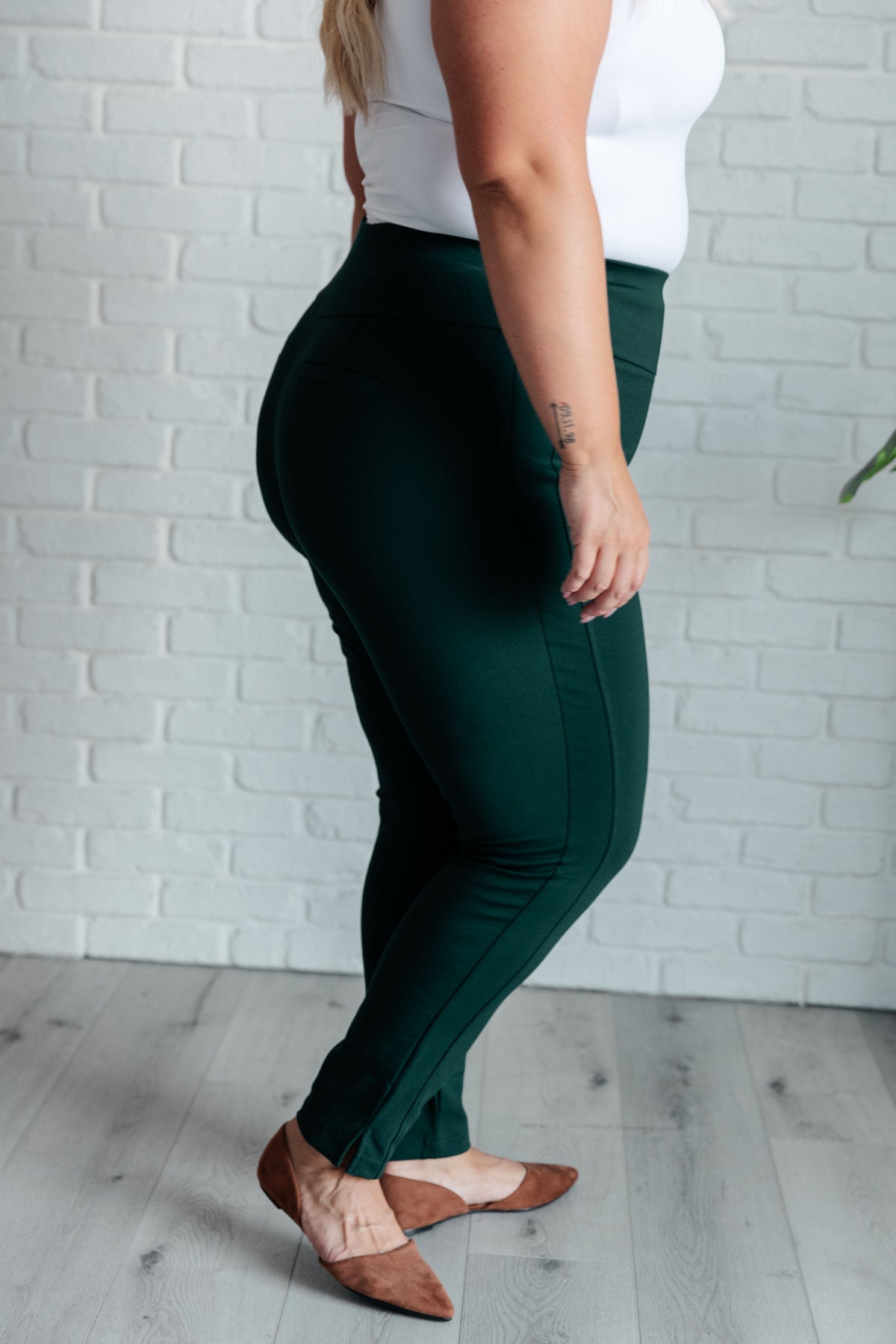 Dear Scarlett Magic Skinny Pants in Hunter Green